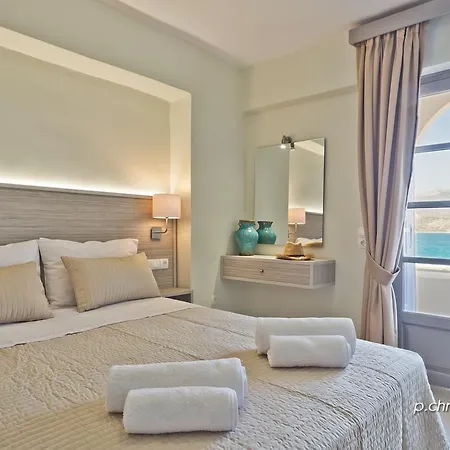 Nereus Luxurious *