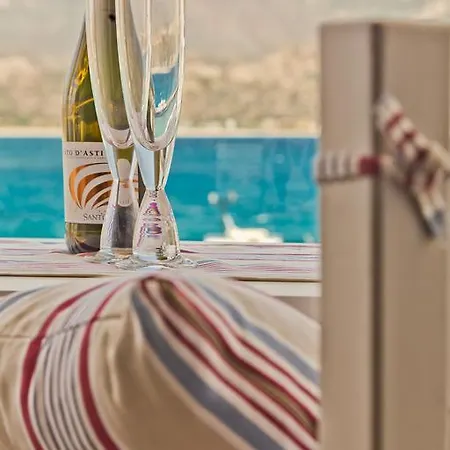 Nereus Luxurious דירה *